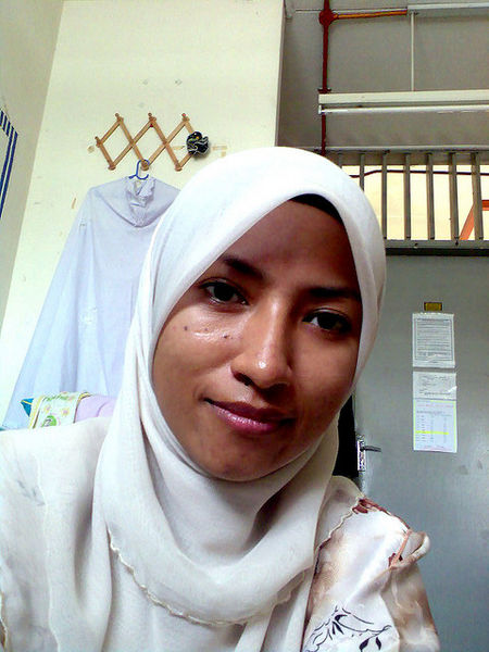 File:Contact Lense 2728.jpg